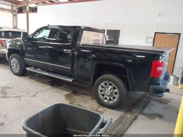 Продаж на аукціоні авто 2017 Gmc Sierra 2500hd Denali, vin: 1GT12UEY7HF108810, номер лоту: 44372476