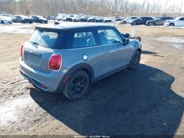 2020 MINI HARDTOP WMWXR5C06L2L96891 Photo 3