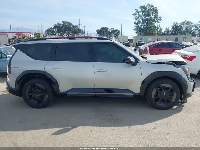 KNDAEFS55R6023897 KIA Ev9 Gt-line