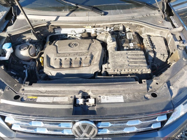 3VV2B7AX0LM052240 Volkswagen Tiguan 2.0t Se/2.0t Se R-line Black/2.0t Sel