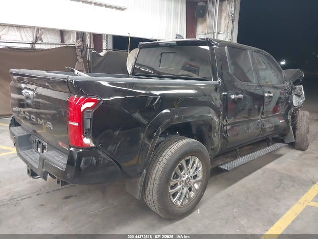Toyota Tacoma Limited 2024 3TMLB5JN1RM036157 Image 4