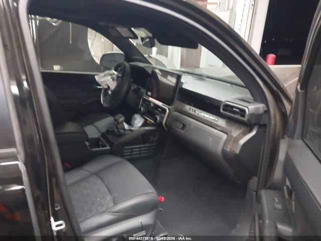 Toyota Tacoma Limited 2024 3TMLB5JN1RM036157 Image 5