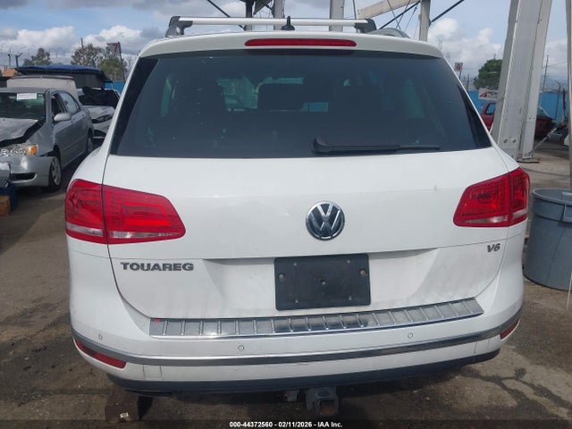 WVGEF7BP0HD005299 Volkswagen Touareg V6 Sport