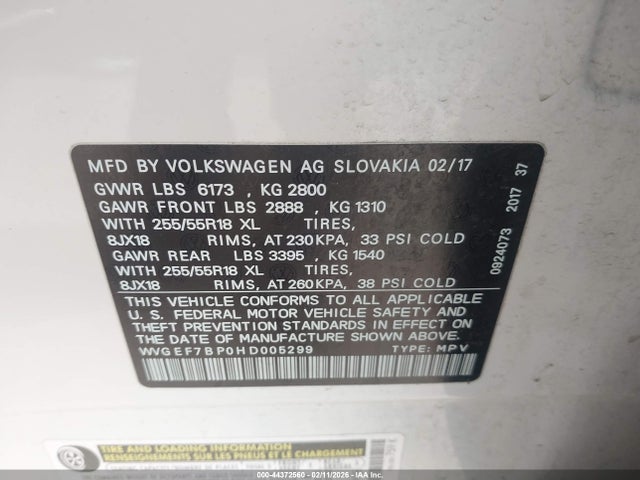 2017 VOLKSWAGEN TOUAREG WVGEF7BP0HD005299 Photo 8