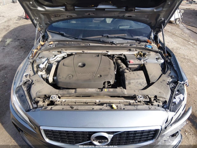 2019 VOLVO S60 7JRA22TM7KG014031 Photo 9