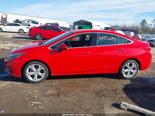1G1BF5SM4H7244203 Chevrolet Cruze Premier Auto