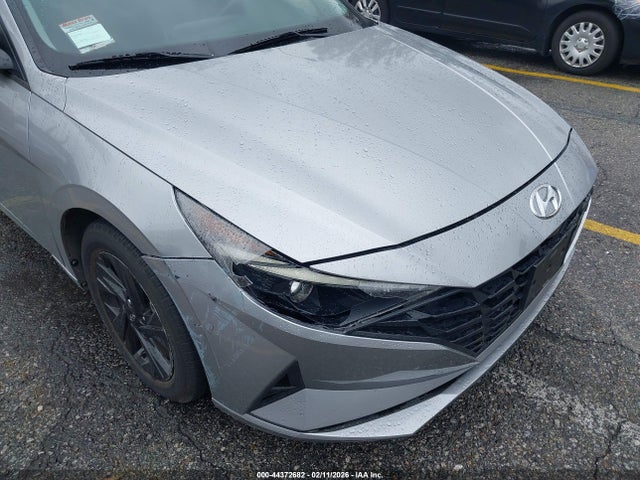 5NPLM4AG3MH029361 Hyundai ELANTRA SEL