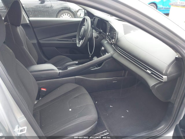 5NPLM4AG3MH029361 Hyundai ELANTRA SEL