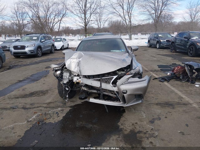 44372689 :رقم المزاد ، JTHBA1D23G5001677 vin ، 2016 Lexus Is 200t مزاد بيع