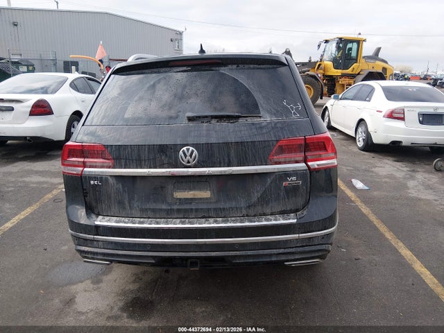 1V2RR2CA4KC611811 Volkswagen Atlas 3.6l V6 Sel R-line