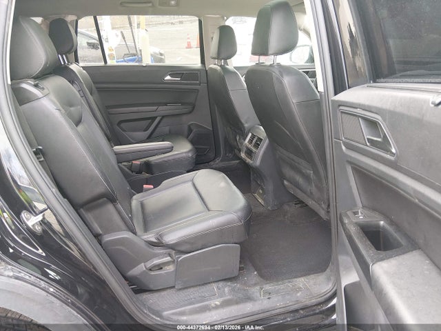1V2RR2CA4KC611811 Volkswagen Atlas 3.6l V6 Sel R-line