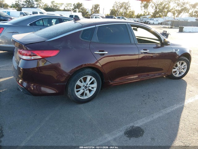 5XXGT4L33GG114733 KIA Optima Lx