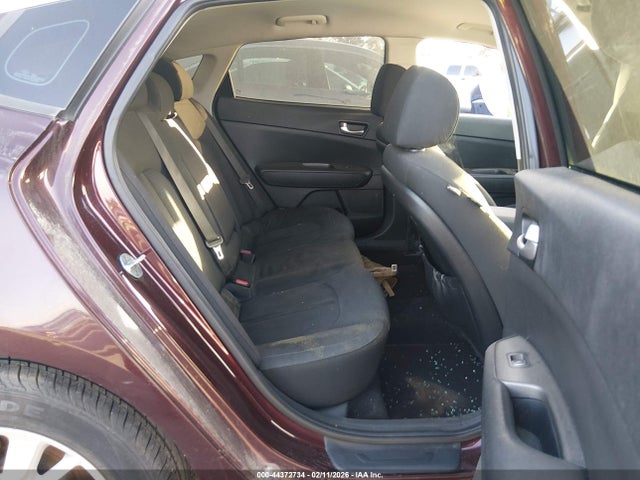5XXGT4L33GG114733 KIA Optima Lx