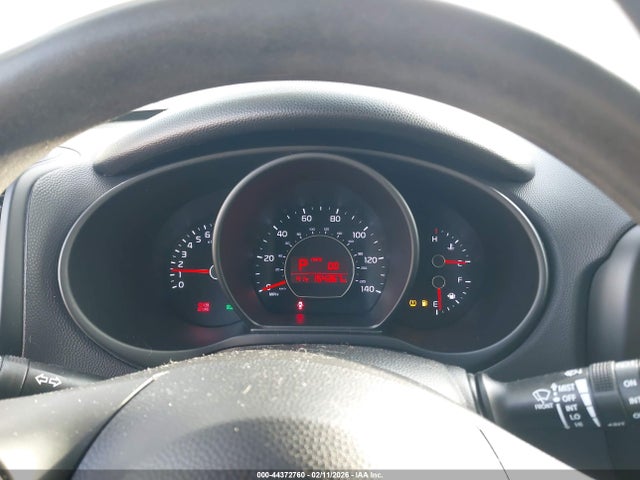2014 KIA SOUL KNDJN2A29E7704133 Photo 6