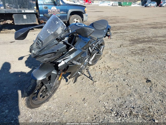 2025 JS1EM13B1S7100528 main image