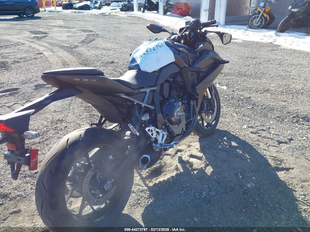 Suzuki Gsx800 F 2025 JS1EM13B1S7100528 Image 4