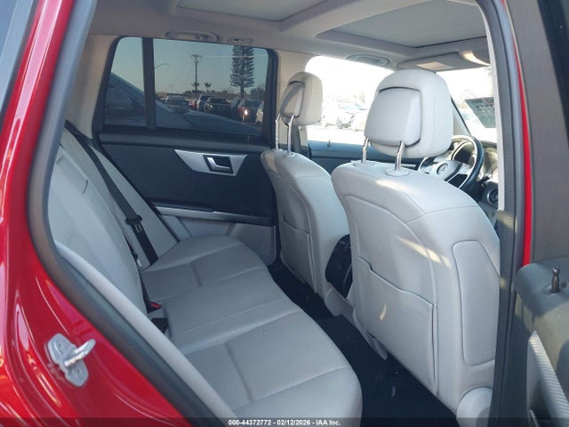 WDCGG8JB0EG327564 Mercedes-Benz Glk 350 4matic