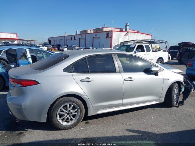 JTDEAMDE8MJ032419 Toyota Corolla Hybrid Le