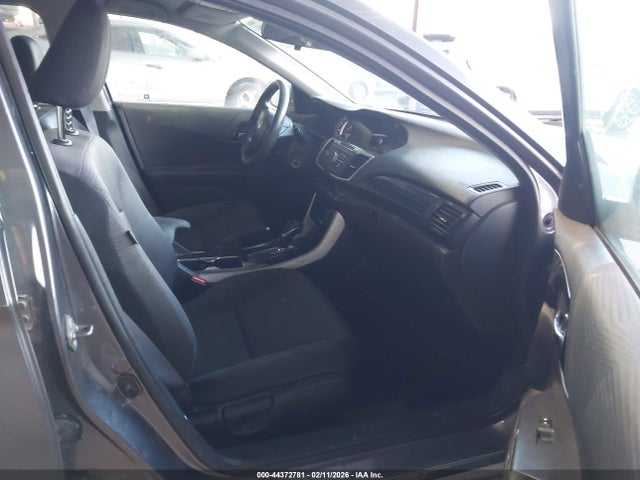 1HGCR2F32HA137108 Honda ACCORD LX