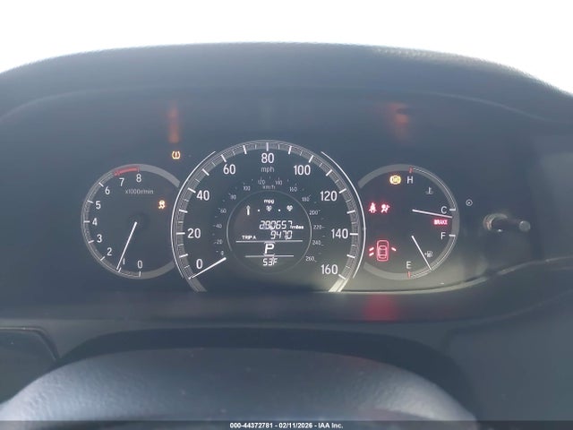 1HGCR2F32HA137108 Honda ACCORD LX