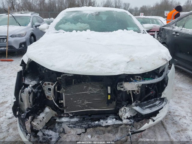 2015 Chrysler 200 Limited მანქანა იყიდება აუქციონზე, vin: 1C3CCCABXFN697229, აუქციონის ნომერი: 44372783