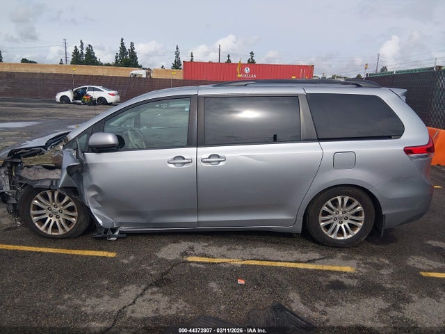 5TDYK3DC5ES445597 Toyota Sienna Xle V6 8 Passenger