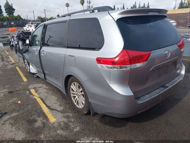 5TDYK3DC5ES445597 Toyota Sienna Xle V6 8 Passenger