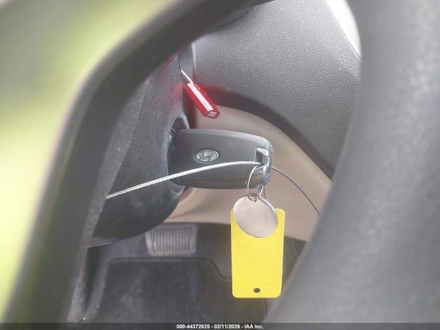 3KPC24A32JE012375 Hyundai ACCENT SE