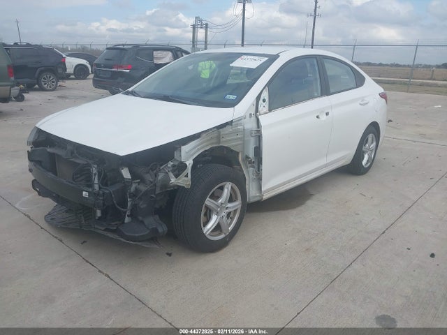 Hyundai ACCENT SE 2018 3KPC24A32JE012375 Image 6