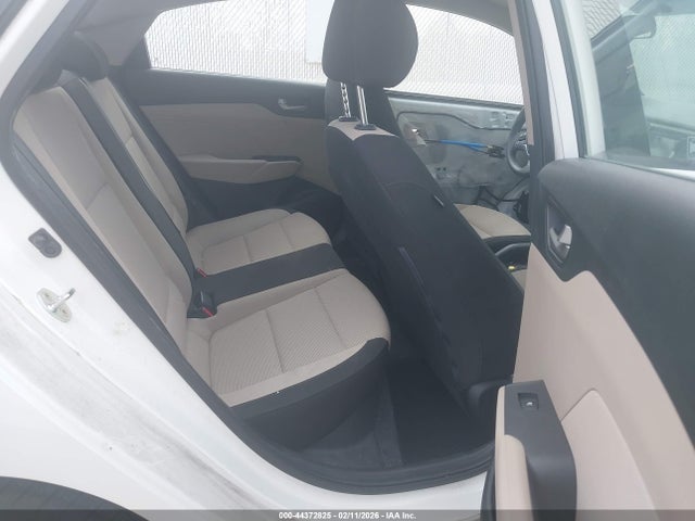 Hyundai ACCENT SE 2018 3KPC24A32JE012375 Image 8