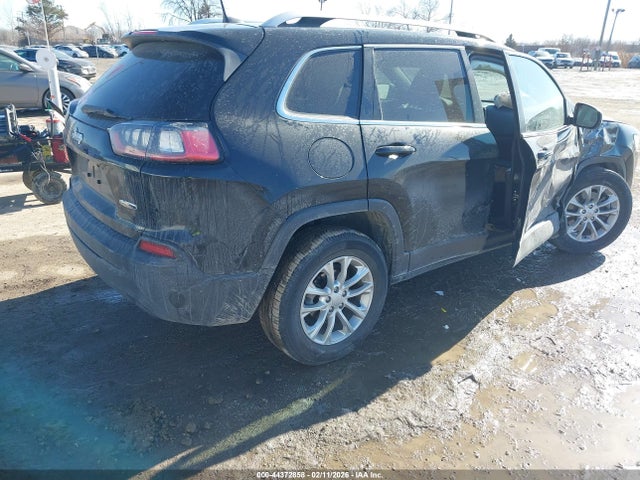 44372858 :رقم المزاد ، 1C4PJLCB4KD221512 vin ، 2019 Jeep Cherokee Latitude Fwd مزاد بيع