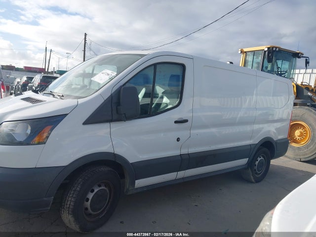 Ford Transit-150 2018 1FTYE1YM2JKA42385 Image 14