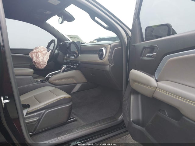2023 CHEVROLET COLORADO 1GCPTFEK7P1235485 Photo 4