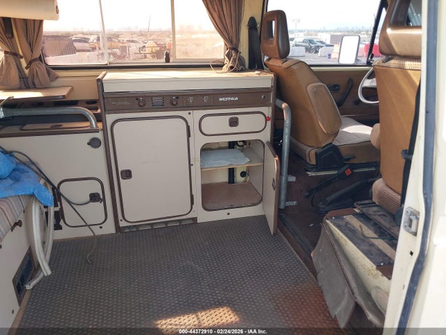 1984 VOLKSWAGEN VANAGON WV2ZB0253EH019260 Photo 7