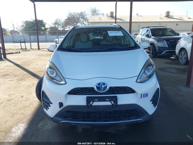 JTDKDTB38J1615686 Toyota Prius C Two