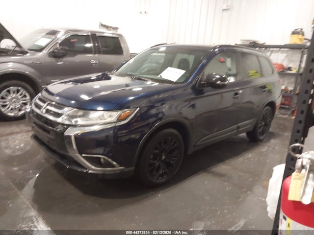 2018 MITSUBISHI OUTLANDER JA4AZ3A31JZ046478 Photo 1