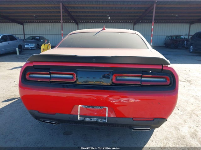 2C3CDZJGXLH219067 Dodge Challenger Gt