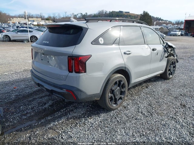 5XYRHDJF1RG283879 KIA Sorento X-line Ex