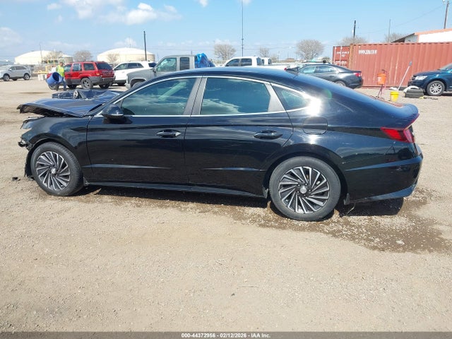 2023 Hyundai Sonata Hybrid Sel მანქანა იყიდება აუქციონზე, vin: KMHL34JJXPA064257, აუქციონის ნომერი: 44372956