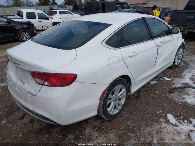 Aukcja sprzedaży 2015 Chrysler 200 Limited, vin: 1C3CCCAB0FN569985, numer aukcji: 44372982