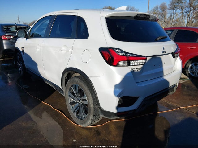 2022 MITSUBISHI OUTLANDER SPORT JA4APUAU7NU000645 Photo 2