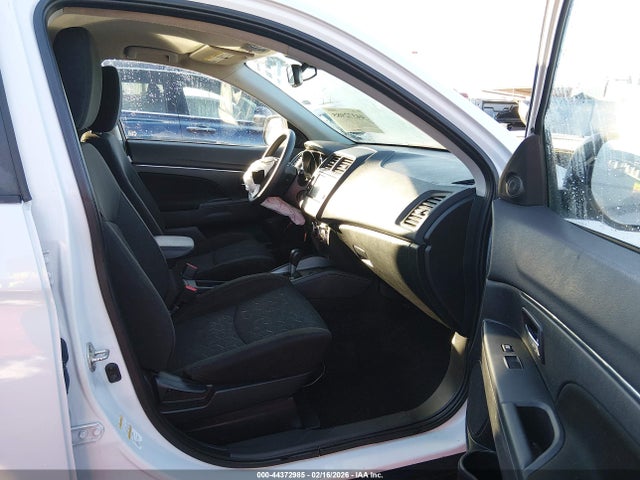 2022 MITSUBISHI OUTLANDER SPORT JA4APUAU7NU000645 Photo 4