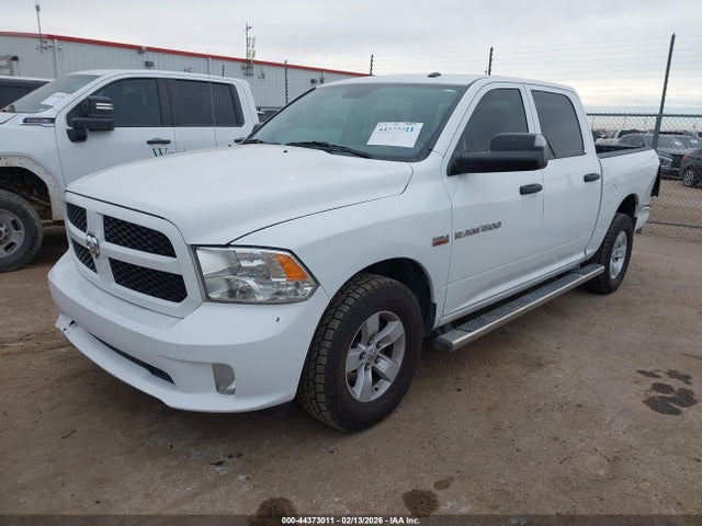 Aukcja sprzedaży 2017 Ram 1500 Express  4x4 5'7 Box, vin: 3C6RR7KT0HG641015, numer aukcji: 44373011