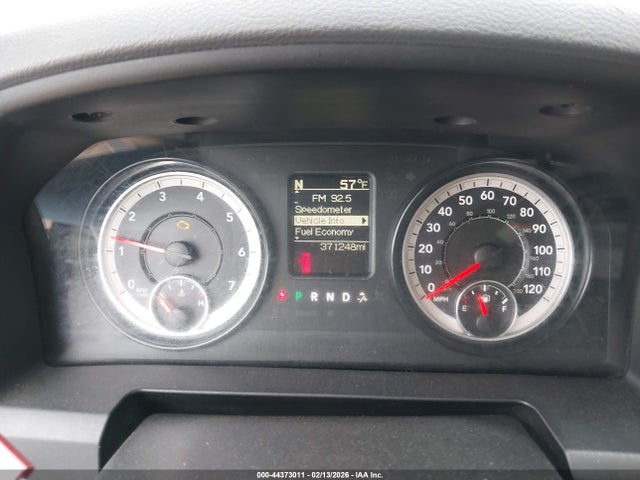 Aukcja sprzedaży 2017 Ram 1500 Express  4x4 5'7 Box, vin: 3C6RR7KT0HG641015, numer aukcji: 44373011