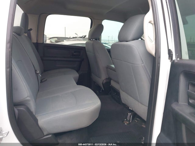 Aukcja sprzedaży 2017 Ram 1500 Express  4x4 5'7 Box, vin: 3C6RR7KT0HG641015, numer aukcji: 44373011