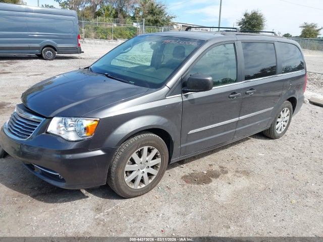 2015 CHRYSLER TOWN & COUNTRY 2C4RC1BG8FR504762 Photo 1