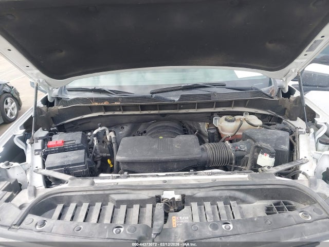 2024 CHEVROLET SILVERADO 1500 1GCUDEED8RZ101990 Photo 9
