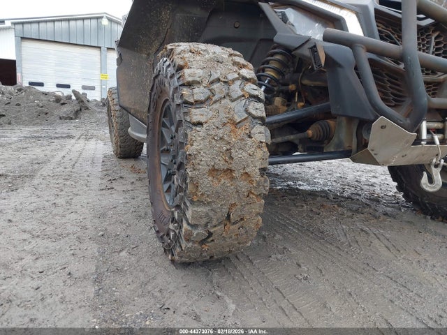 3JBVGAW23HK000792 Can-Am Maverick X3 Turbo R
