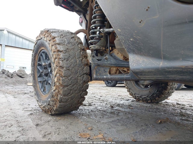 3JBVGAW23HK000792 Can-Am Maverick X3 Turbo R