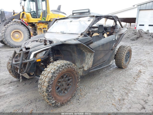 3JBVGAW23HK000792 Can-Am Maverick X3 Turbo R